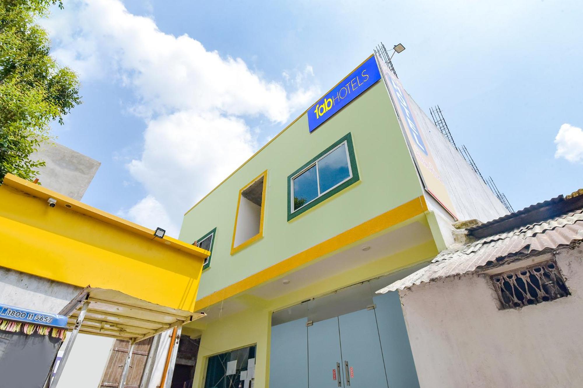 Fabhotel Somnath 우자인 외부 사진
