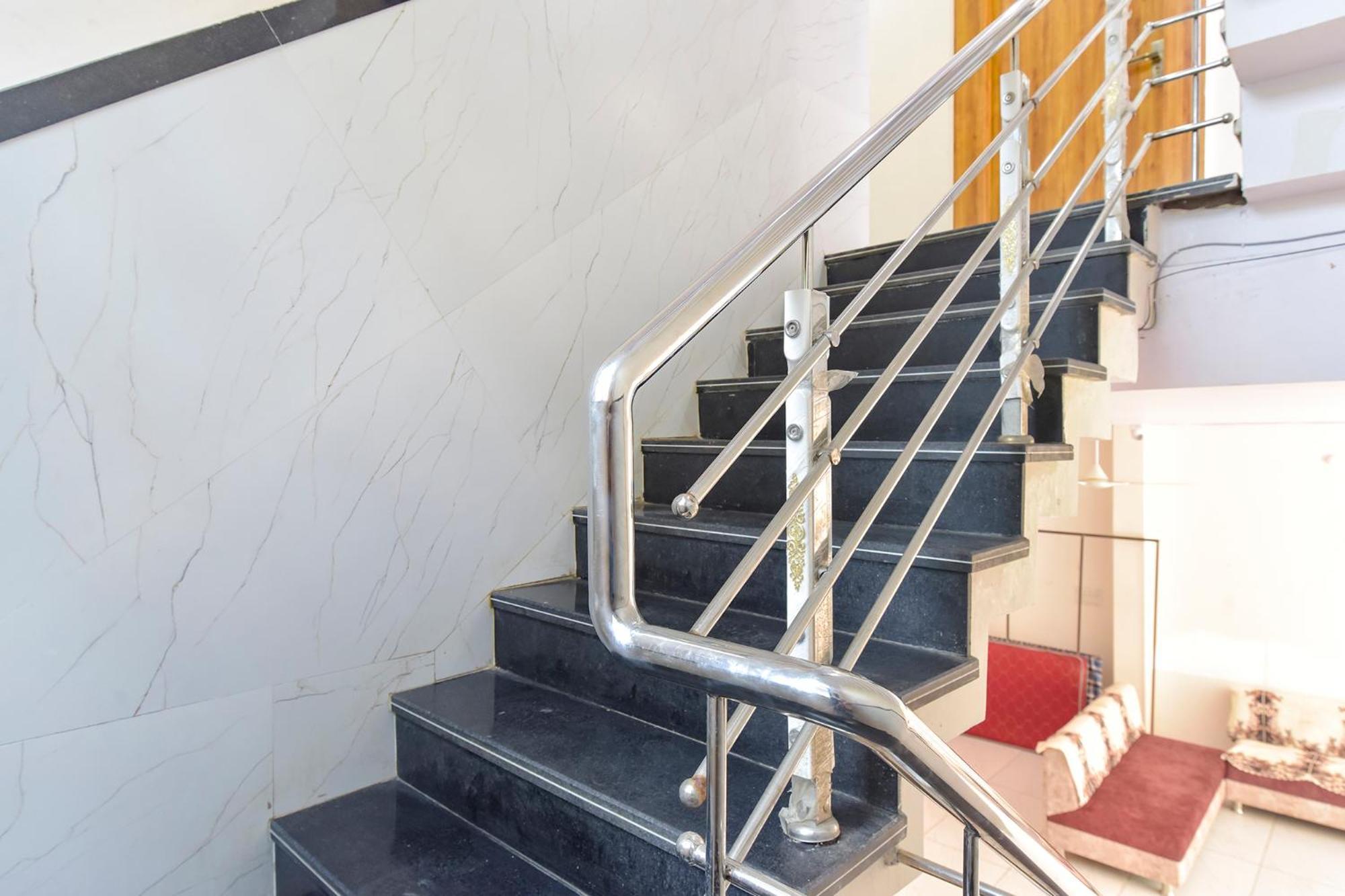 Fabhotel Somnath 우자인 외부 사진